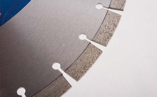 馬路切割機(jī)鋸片哪個(gè)廠家的鋸片好 性價(jià)比高？