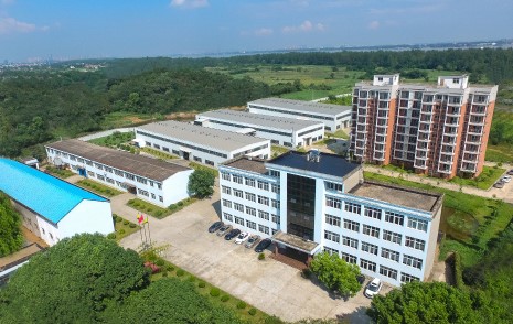 湖北昌利公司連續(xù)25年榮獲“守合同重信用企業(yè)”，始終將誠(chéng)信經(jīng)營(yíng)放在第一位！