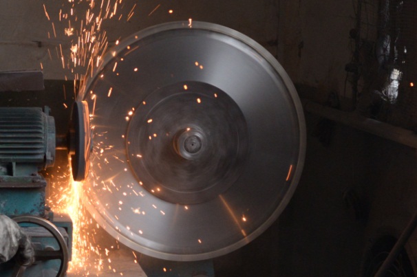 注意！石材專(zhuān)用鋸片沒(méi)有進(jìn)行這些規(guī)范操作將增加成本！