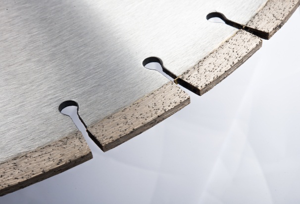 花崗巖大板加工流程及花崗巖鋸片鋸機介紹！